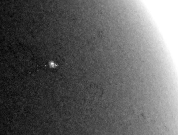 AR2689-Invert.jpg