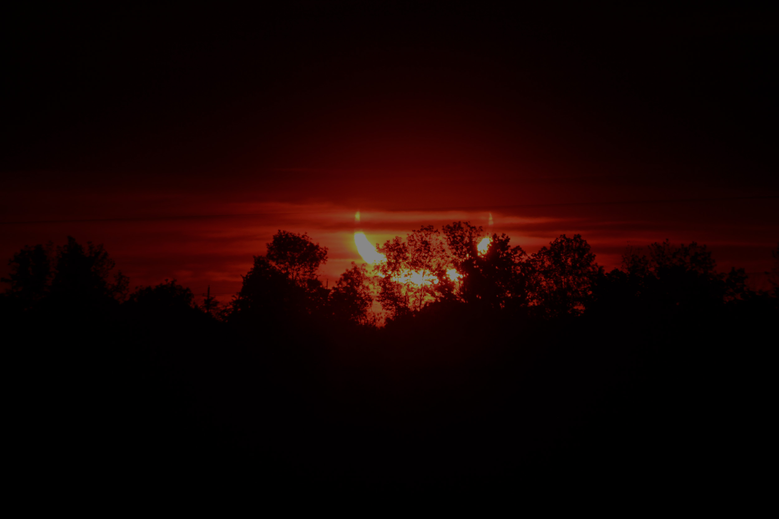 Sun_Rise-Eclipse1.jpg