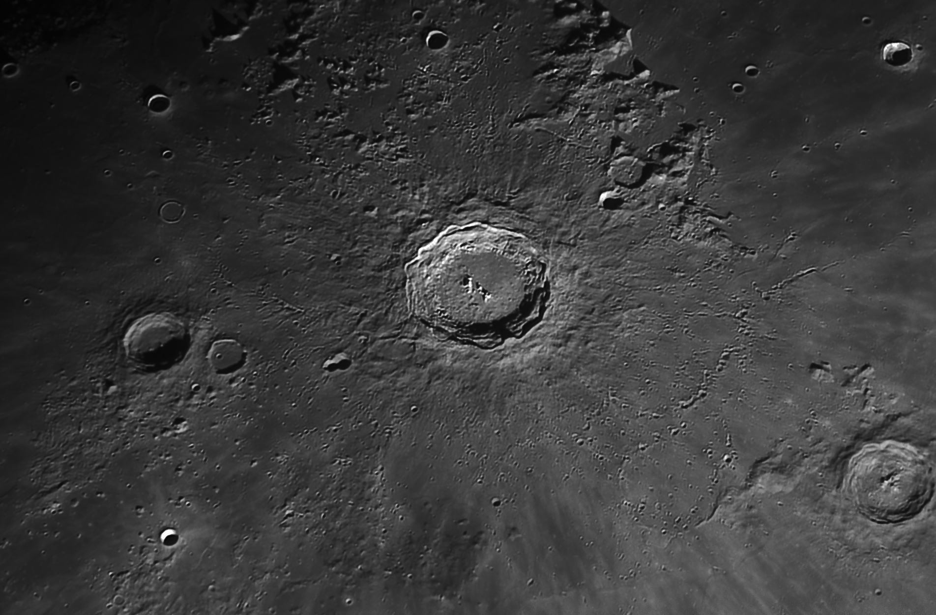 2024-02-19-1950_9-U-L-Moon.jpg